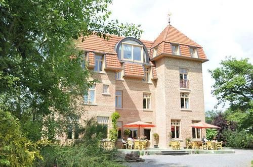 Les Tilleuls Hotel Jupille Екстериор снимка
