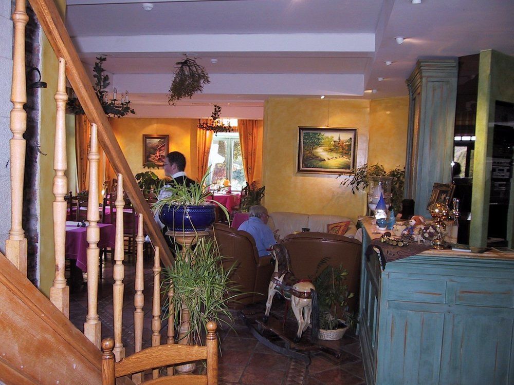Les Tilleuls Hotel Jupille Екстериор снимка
